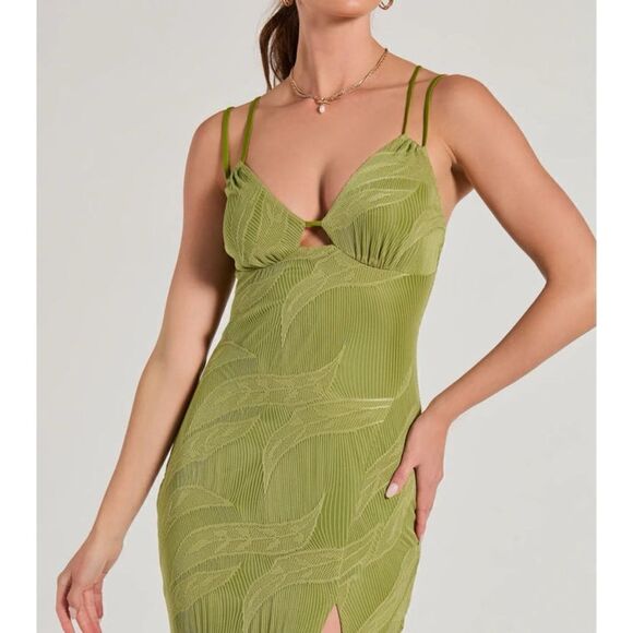 NWT WINDSOR Sunshine And Good Time V-Neck Mermaid Maxi Dress in Green, Size XS - Picture 3 of 8